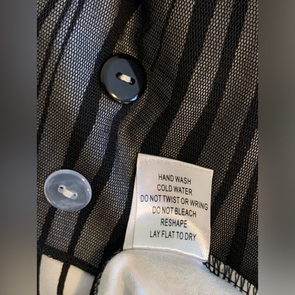 Funky Zebra stripes and embroidery /mesh tunic - Picture 5 of 8